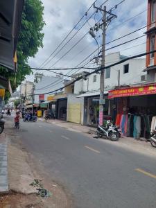 Nhà tân phú. Gần nhiều tiện ích cần thiết